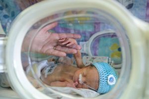 Asociația Baby Care Sibiu – Pe baricadele prematurității